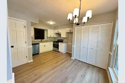 1084 Huntington Trace SE, Smyrna, GA 30082 - Photo 5