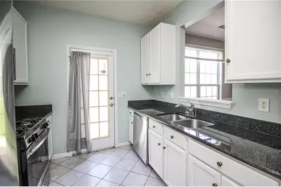 6476 Portside Way, Flowery Branch, GA 30542 - Photo 9