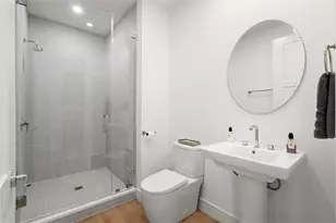 2425 Peachtree Rd NE, Atlanta, GA 30305 - Photo 33