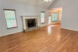 102 Oak Ridge Trail SE, White, GA 30184 - Photo 9