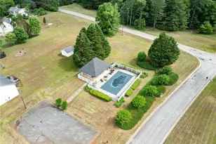 4570 Summerset Dr, Gainesville, GA 30507 - Photo 57