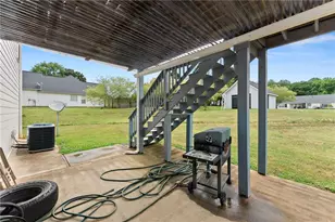 4570 Summerset Dr, Gainesville, GA 30507 - Photo 41