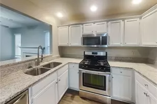436 Allgood Cir, Stone Mountain, GA 30083 - Photo 5