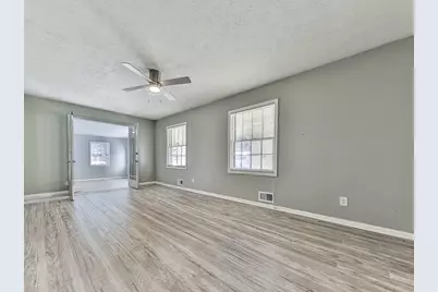 6266 Auburn Drive, Riverdale, GA 30296 - Photo 7