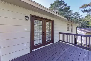 6266 Auburn Dr, Riverdale, GA 30296 - Photo 15