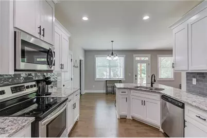 3350 Lanier Circle, Gainesville, GA 30506 - Photo 3