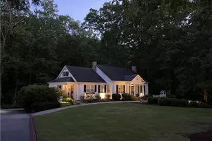 691 Dixon Dr, Gainesville, GA 30501 - Photo 3