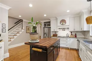 691 Dixon Dr, Gainesville, GA 30501 - Photo 7