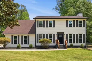 114 Shadowood Ln, Peachtree City, GA 30269 - Photo 1