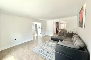 5292 Biffle Rd, Stone Mountain, GA 30088 - Photo 7