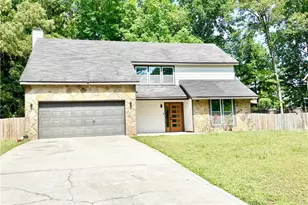 5292 Biffle Rd, Stone Mountain, GA 30088 - Photo 3