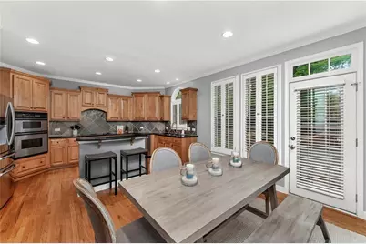 929 Ravenwood Way, Canton, GA 30115 - Photo 5