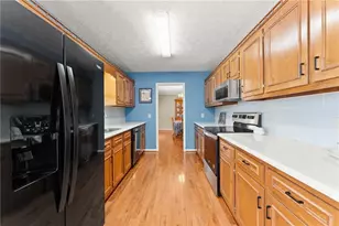 4249 Melinda Ln, Gainesville, GA 30507 - Photo 11