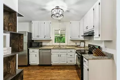 181 Hurt Road SE, Smyrna, GA 30082 - Photo 13