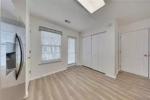 533 W Oaks Dr, Woodstock, GA 30188 - Photo 9