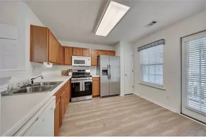 533 W Oaks Drive, Woodstock, GA 30188 - Photo 7