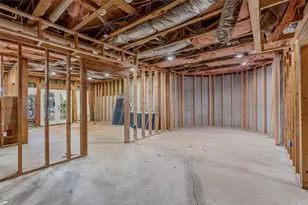 6915 Glen Cove Ln, Stone Mountain, GA 30087 - Photo 15