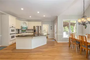 415 Westlake Ct, Marietta, GA 30064 - Photo 15