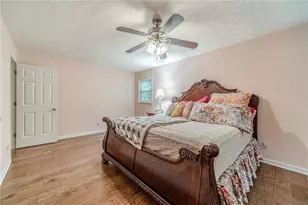 1600 Oleander Ln SW, Lilburn, GA 30047 - Photo 23
