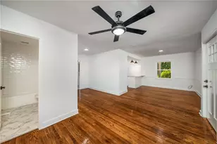 1774 Laurelwood Dr SW, Atlanta, GA 30311 - Photo 9