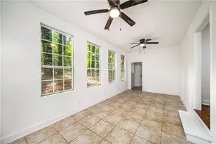 1774 Laurelwood Dr SW, Atlanta, GA 30311 - Photo 25