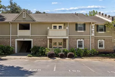 6900 Roswell Road #Q6, Atlanta, GA 30328 - Photo 3