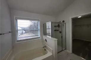 4231 Suwanee Brook Ct, Buford, GA 30518 - Photo 13