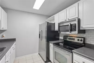 3655 Habersham Road NE #315, Atlanta, GA 30305 - Photo 11