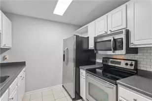 3655 Habersham Rd NE, Atlanta, GA 30305 - Photo 11