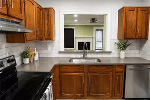 101 Oakmont Ln, Norcross, GA 30093 - Photo 9