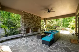 643 Larchmont Cir NW, Atlanta, GA 30318 - Photo 21