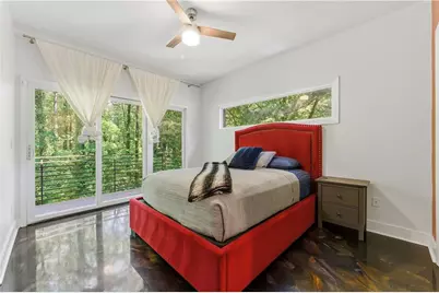 643 Larchmont Circle NW, Atlanta, GA 30318 - Photo 33