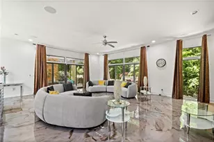 643 Larchmont Cir NW, Atlanta, GA 30318 - Photo 5