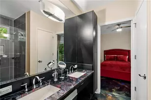 643 Larchmont Cir NW, Atlanta, GA 30318 - Photo 19