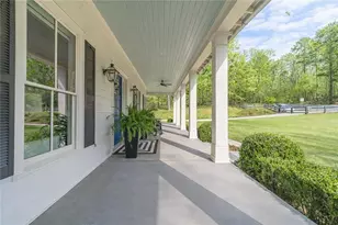 220 Audreys Way, Suwanee, GA 30024 - Photo 9