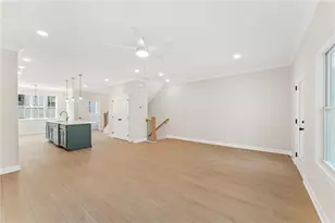 1931 Deco Dr, Kennesaw, GA 30144 - Photo 9
