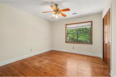 1208 Gate Post Lane, Lawrenceville, GA 30044 - Photo 15