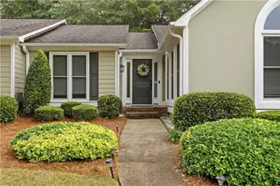 2824 Carriage Rowe, Duluth, GA 30096 - Photo 3