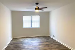 2878 Old S Dr, Jonesboro, GA 30236 - Photo 13