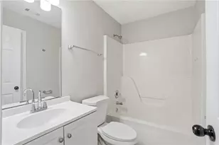 1592 Rogers Crossing Dr, Lithonia, GA 30058 - Photo 19
