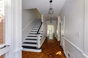 49 Willow Glen, Sandy Springs, GA 30342 - Photo 3