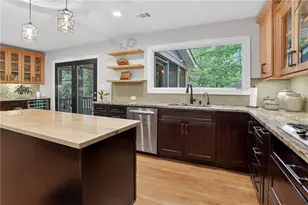 345 Clear Creek Ct, Roswell, GA 30076 - Photo 17