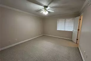 1016 Wingate Way, Sandy Springs, GA 30350 - Photo 5