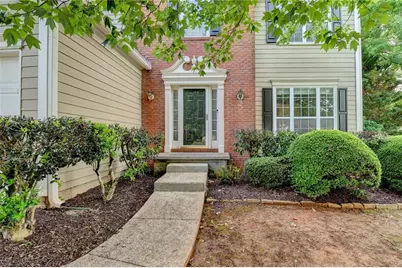 3547 Chasefield Way NE, Marietta, GA 30066 - Photo 3