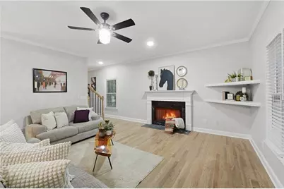 682 Montglade Court, Suwanee, GA 30024 - Photo 5