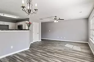 5446 Waterfall Ct, Atlanta, GA 30349 - Photo 9