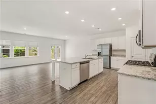 649 Isom Walk, Suwanee, GA 30024 - Photo 5