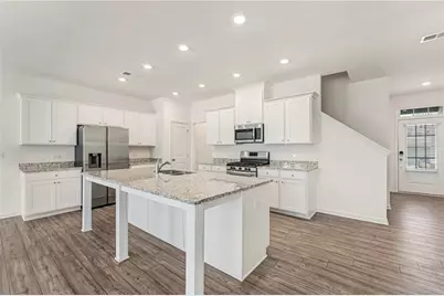649 Isom Walk, Suwanee, GA 30024 - Photo 7