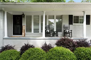 212 Sherwood Dr, Calhoun, GA 30701 - Photo 3