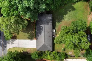 212 Sherwood Dr, Calhoun, GA 30701 - Photo 5